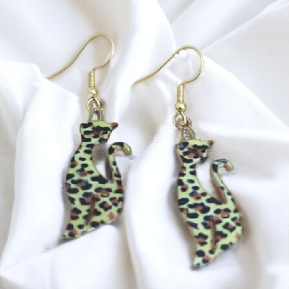 Cat Cheetah Bengal Leopard Print Pattern Kitty Earrings - Picture 2 of 7